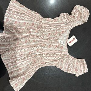 Size small boho top nwt